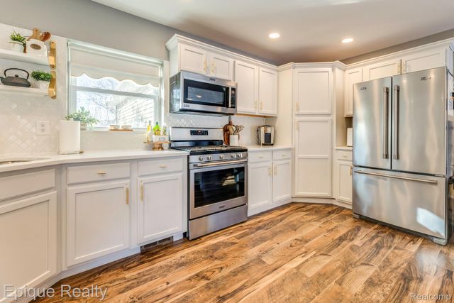 7884 North Road, Burtchville Township, MI 48059