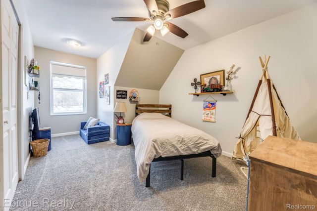 7884 North Road, Burtchville Township, MI 48059