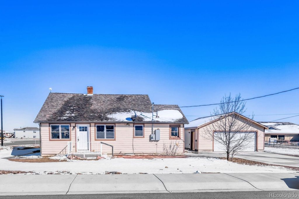 505 E Woodward Avenue, Keenesburg, CO 80643