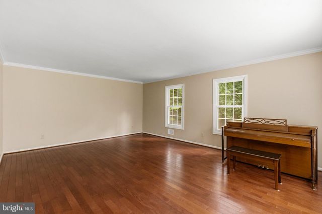 11800 GREY BIRCH PL, Reston, VA 20191