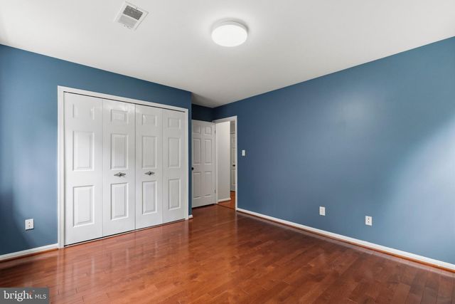 11800 GREY BIRCH PL, Reston, VA 20191