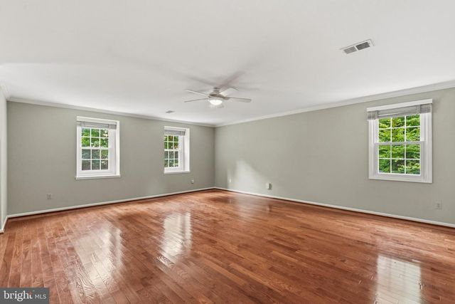 11800 GREY BIRCH PL, Reston, VA 20191