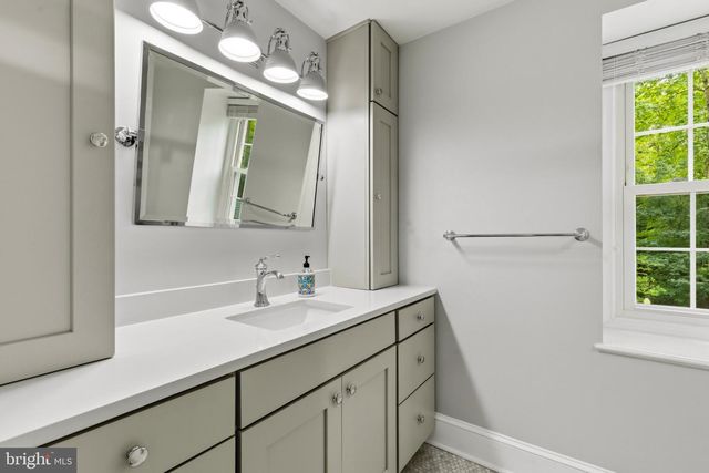 11800 GREY BIRCH PL, Reston, VA 20191