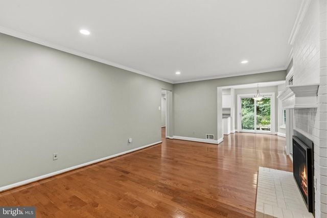 11800 GREY BIRCH PL, Reston, VA 20191