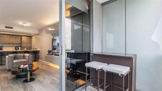 801 S Miami Ave 4407, Miami, FL 33130