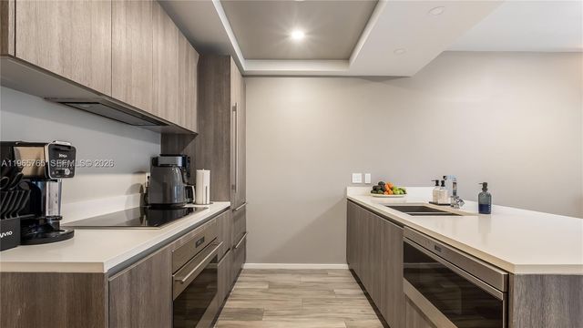 801 S Miami Ave 4407, Miami, FL 33130