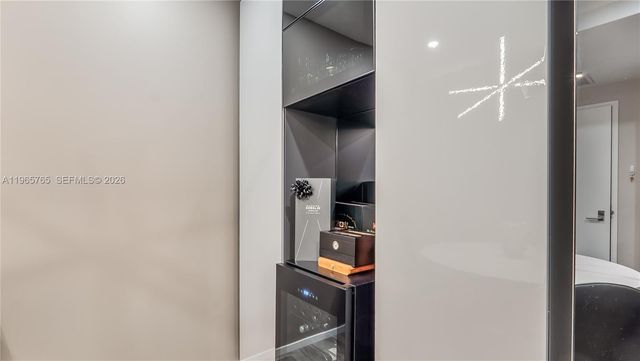 801 S Miami Ave 4407, Miami, FL 33130