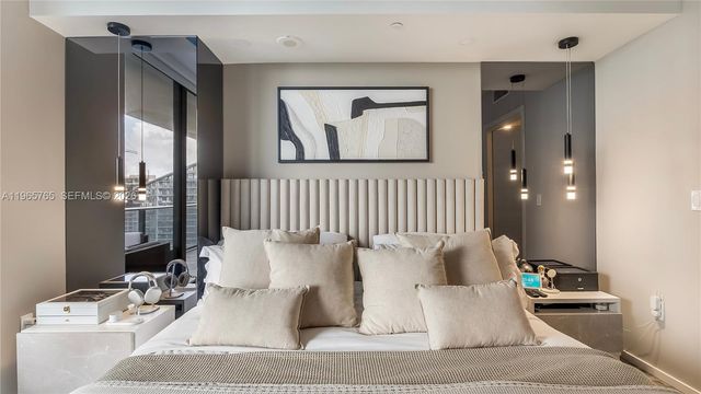 801 S Miami Ave 4407, Miami, FL 33130