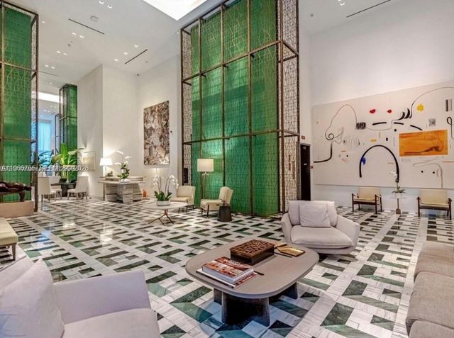 801 S Miami Ave 4407, Miami, FL 33130