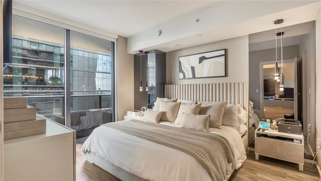 801 S Miami Ave 4407, Miami, FL 33130