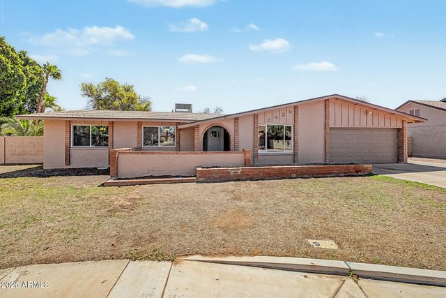 2429 S ROGERS Street, Mesa, AZ 85202