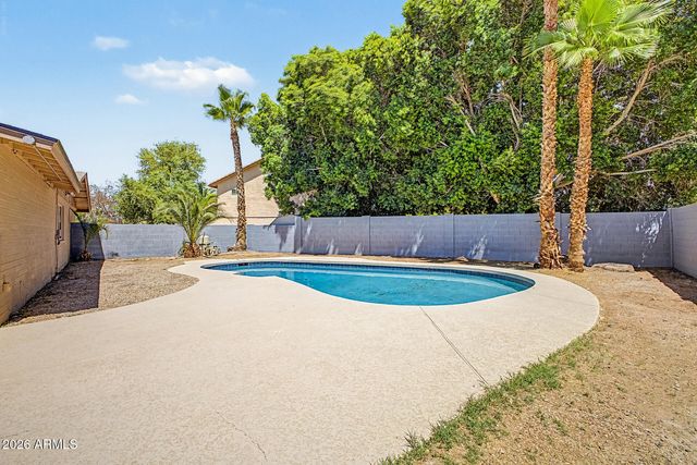 2429 S ROGERS Street, Mesa, AZ 85202
