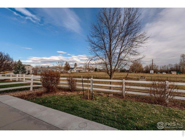 558 Magpie Dr, Loveland, CO 80537