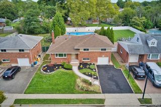 120 Seaman Road, Jericho, NY 11753