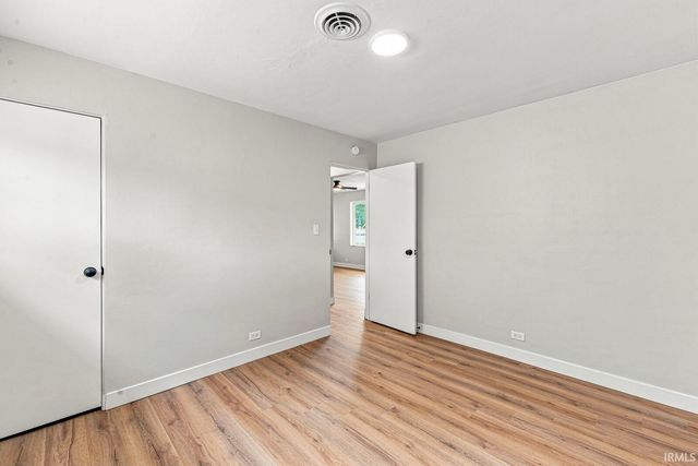 102 S Greenlawn Avenue, South Bend, IN 46617