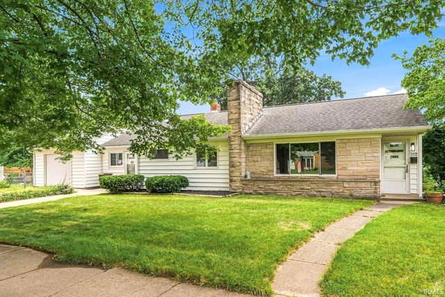 102 S Greenlawn Avenue, South Bend, IN 46617