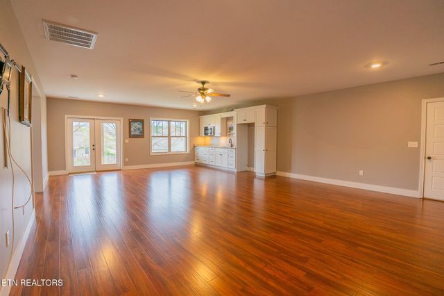 2661 Vista Meadows Lane, Sevierville, TN 37876