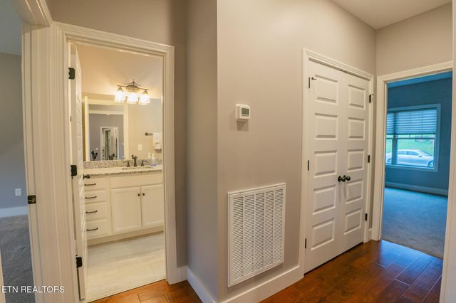 2661 Vista Meadows Lane, Sevierville, TN 37876