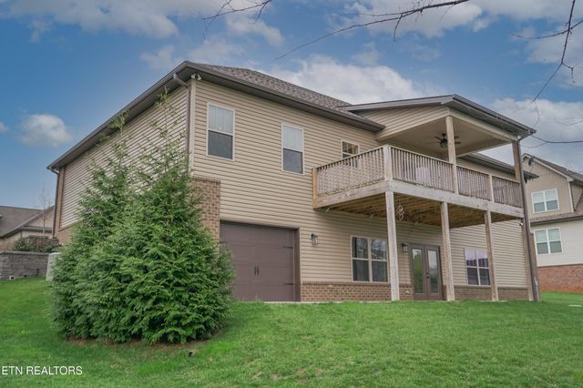 2661 Vista Meadows Lane, Sevierville, TN 37876