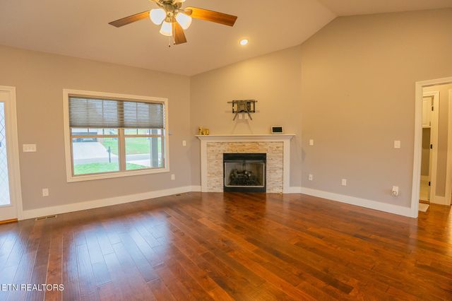 2661 Vista Meadows Lane, Sevierville, TN 37876