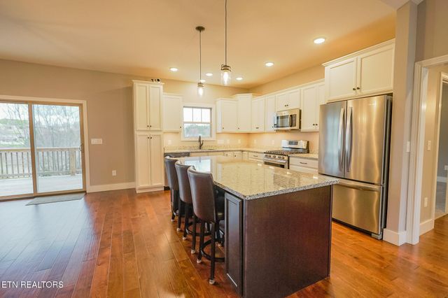 2661 Vista Meadows Lane, Sevierville, TN 37876