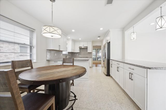 6115 Paisley Street, Houston, TX 77096