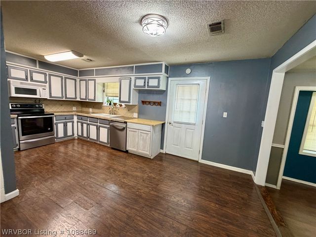 1403 Branch Street, Van Buren, AR 72956