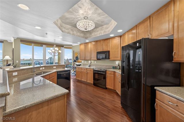 3426 Hancock Bridge PKWY 902, North Fort Myers, FL 33903