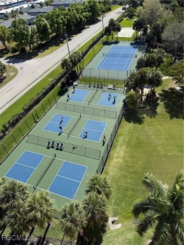 3426 Hancock Bridge PKWY 902, North Fort Myers, FL 33903