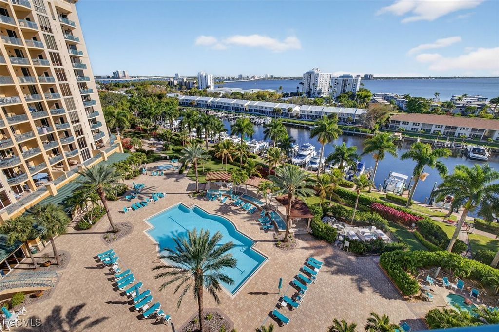 3426 Hancock Bridge PKWY 902, North Fort Myers, FL 33903