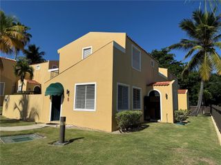 Villas en PALMAS II K-1, Humacao, PR 00791