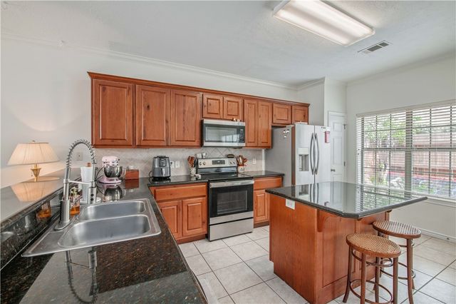 437 Forest Drive, College Station, TX 77840