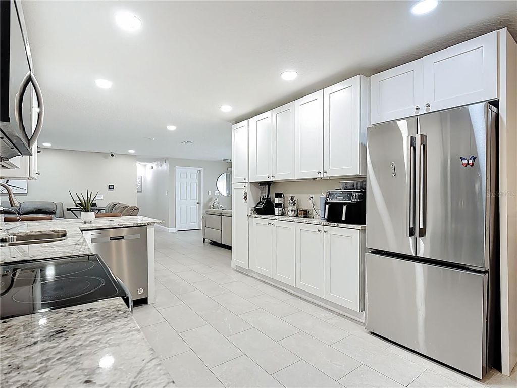 Image 21 of property listing at 2661 AMES HAVEN ROAD, Kissimmee, FL 34744