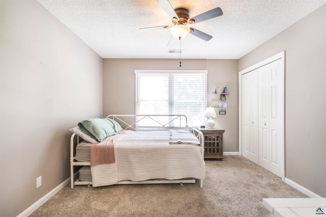 120 Falcon Crest, Warner Robins, GA 31088