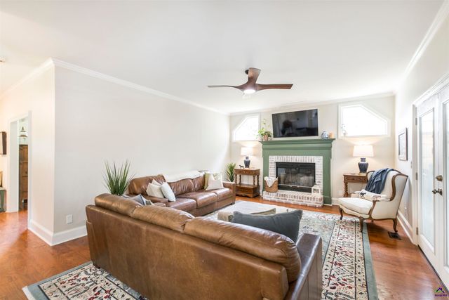 120 Falcon Crest, Warner Robins, GA 31088