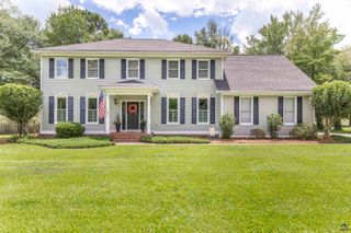 120 Falcon Crest, Warner Robins, GA 31088