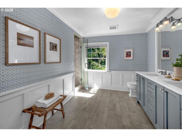 524 Nw ALBEMARLE Ter, Portland, OR 97210