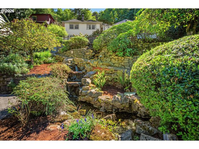 524 Nw ALBEMARLE Ter, Portland, OR 97210