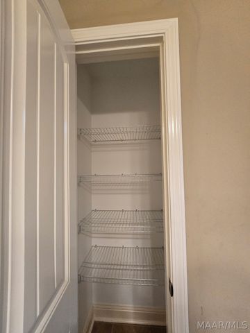 76 Cotton Terrace Drive, Deatsville, AL 36022