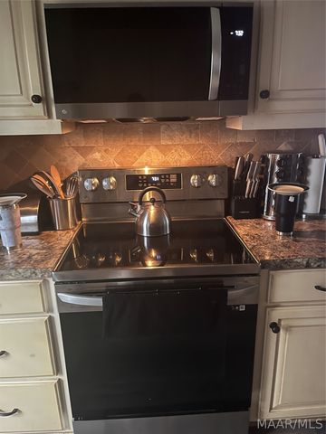 76 Cotton Terrace Drive, Deatsville, AL 36022