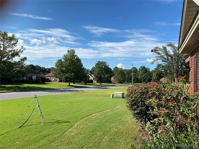 76 Cotton Terrace Drive, Deatsville, AL 36022