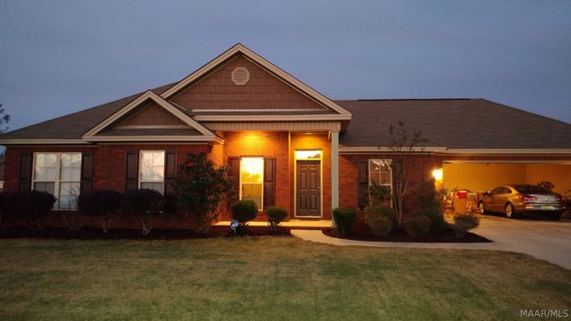 76 Cotton Terrace Drive, Deatsville, AL 36022