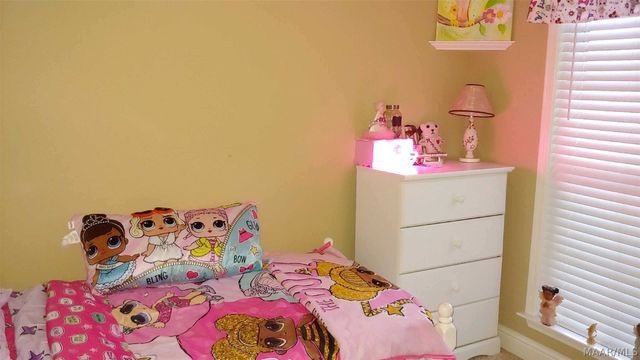 76 Cotton Terrace Drive, Deatsville, AL 36022