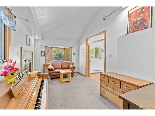 1732 Lansing St, Aurora, CO 80010