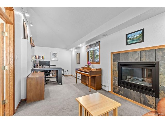 1732 Lansing St, Aurora, CO 80010