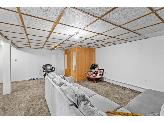 1732 Lansing St, Aurora, CO 80010