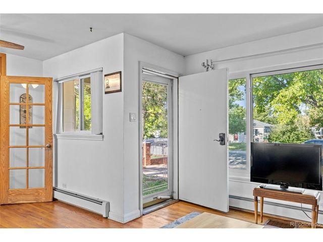 1732 Lansing St, Aurora, CO 80010