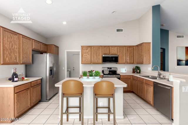 939 S ROCA Street, Gilbert, AZ 85296