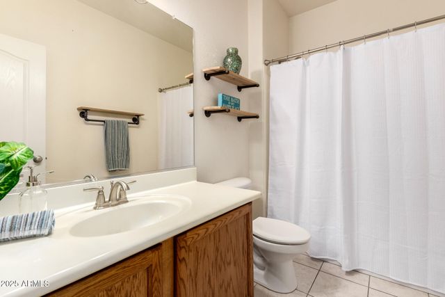 939 S ROCA Street, Gilbert, AZ 85296