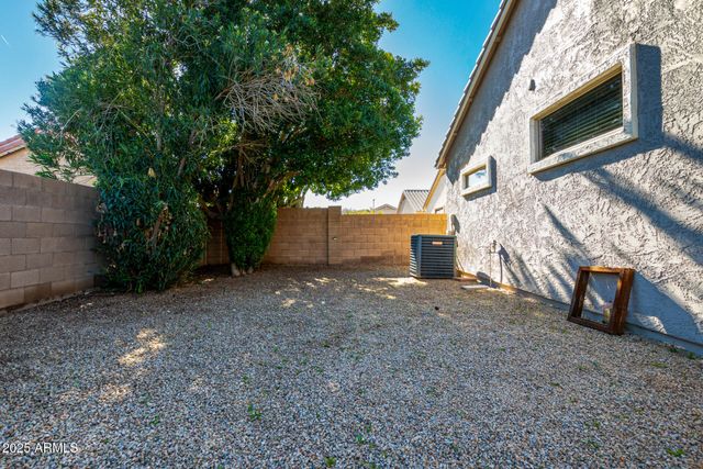 939 S ROCA Street, Gilbert, AZ 85296